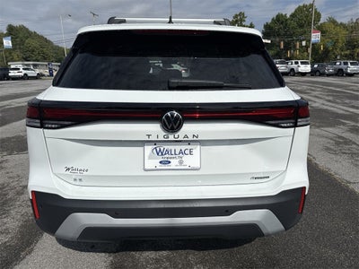 2025 Volkswagen Tiguan 2.0T SE