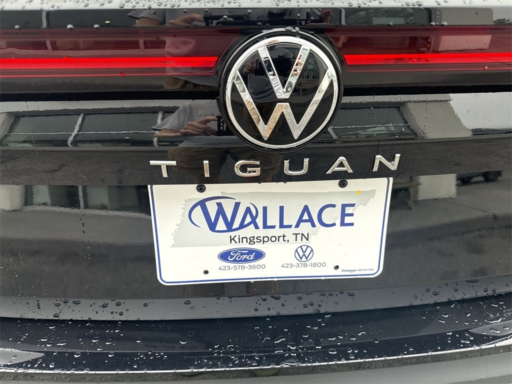 2025 Volkswagen Tiguan 2.0T SE