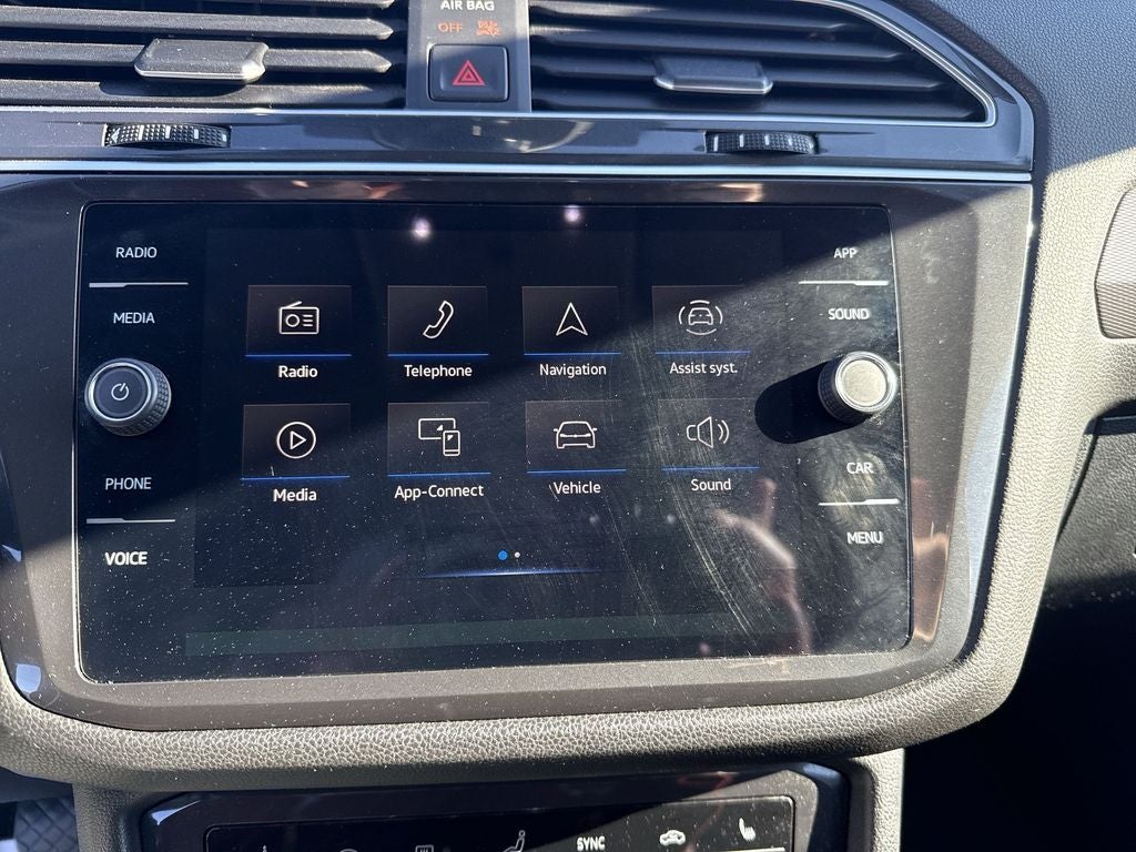 2023 Volkswagen Tiguan 2.0T SE