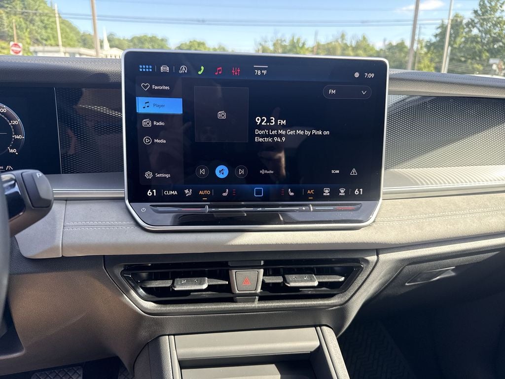 2026 Volkswagen Tiguan 2.0T SE