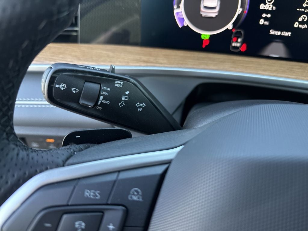 2026 Volkswagen Tiguan 2.0T SEL R-Line Turbo