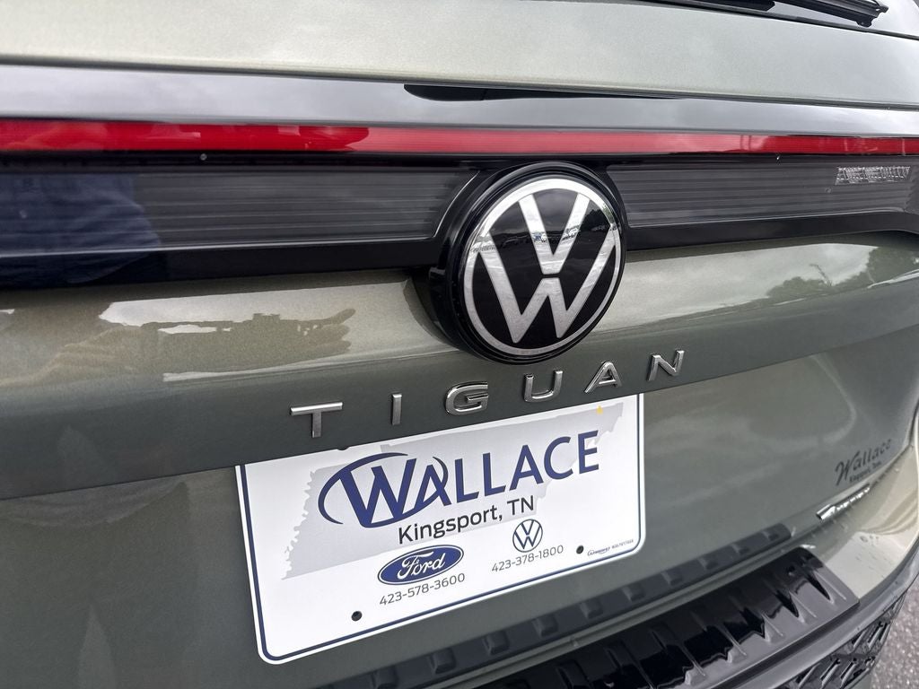 2026 Volkswagen Tiguan 2.0T SEL R-Line Turbo