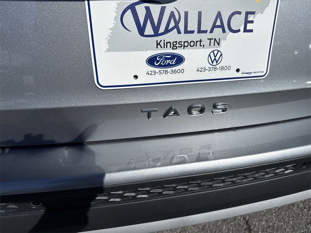 2025 Volkswagen Taos 1.5T SE