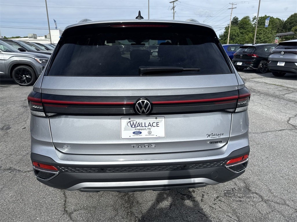 2025 Volkswagen Taos 1.5T SE