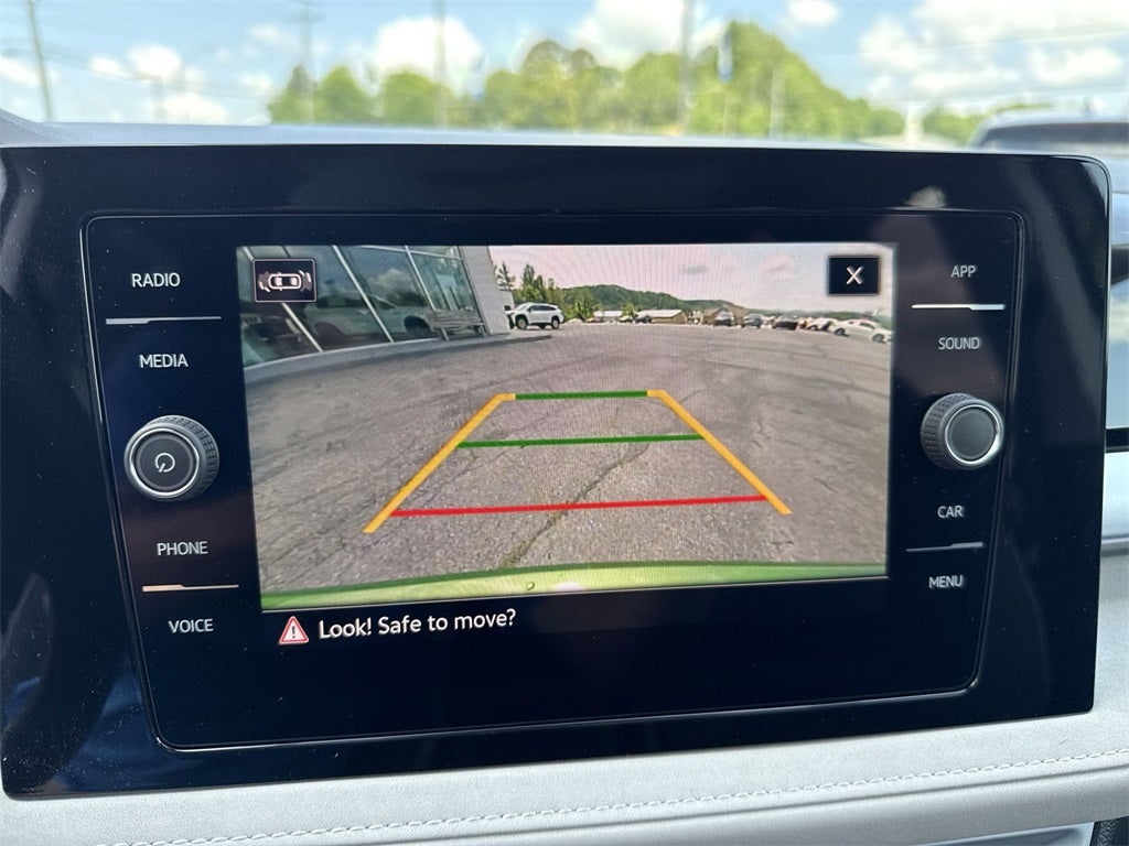 2025 Volkswagen Taos 1.5T SE