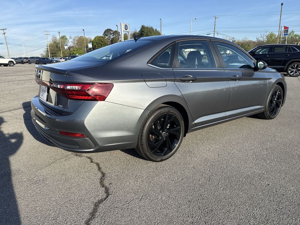 2025 Volkswagen Jetta 1.5T SE