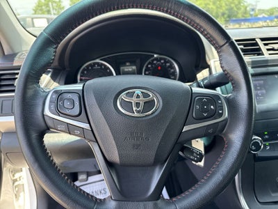 2015 Toyota Camry SE
