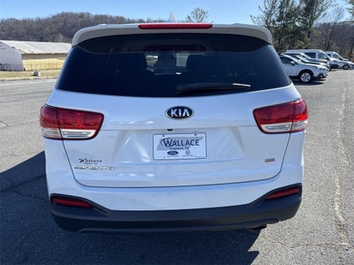 2016 Kia Sorento LX