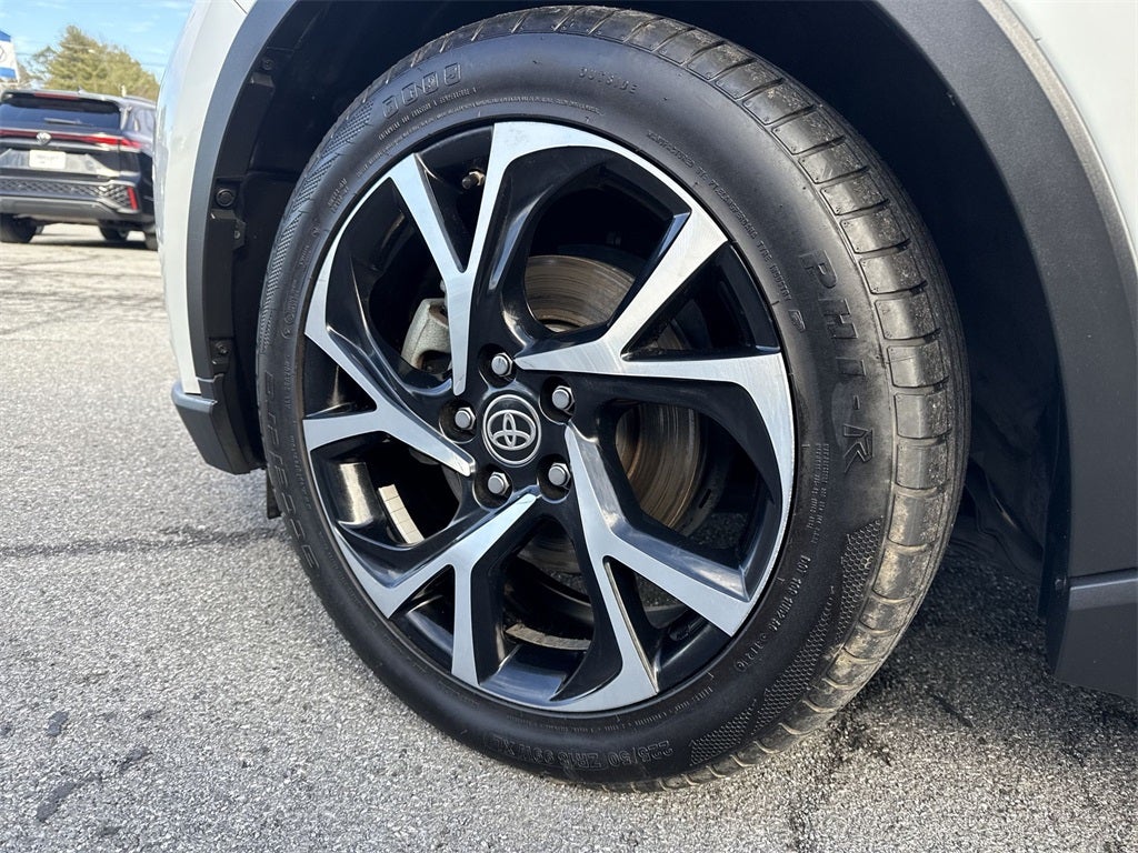 2020 Toyota C-HR XLE