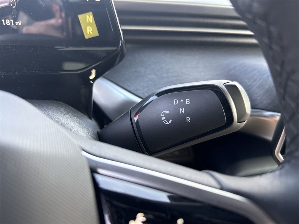 2025 Volkswagen ID. Buzz Pro S Plus