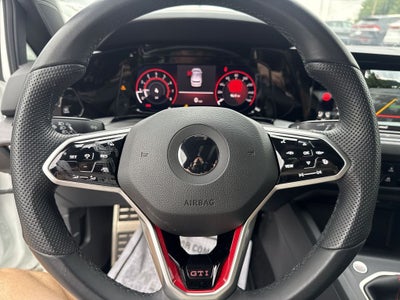 2022 Volkswagen Golf GTI 2.0T SE