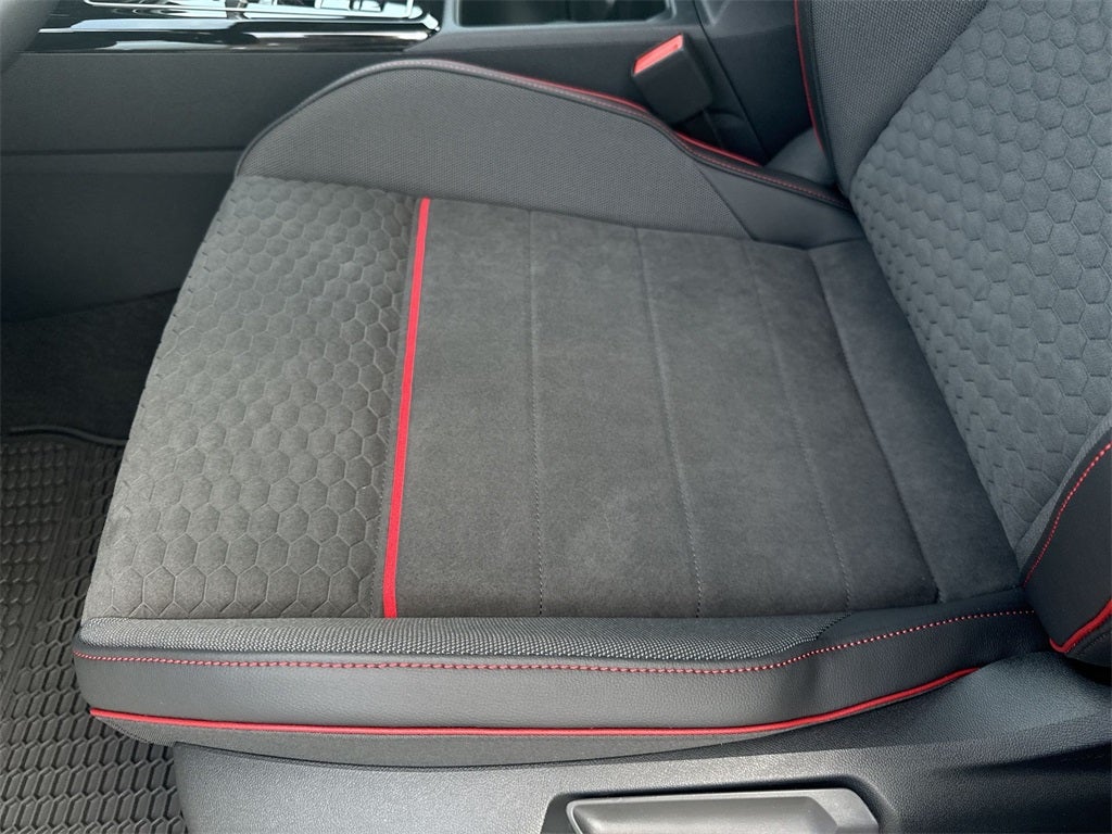 2025 Volkswagen Golf GTI 2.0T SE