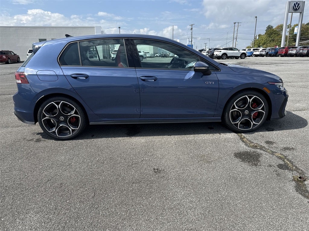 2025 Volkswagen Golf GTI Autobahn