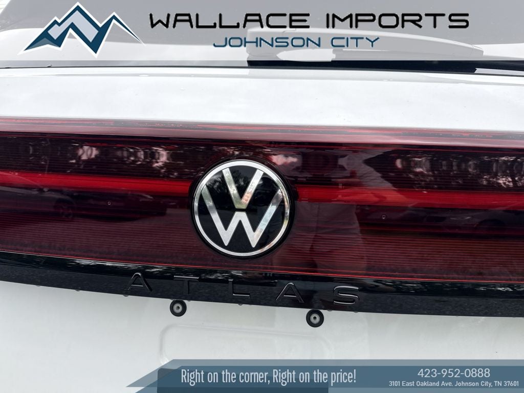 2026 Volkswagen Atlas Cross Sport 2.0T SEL R-Line Black