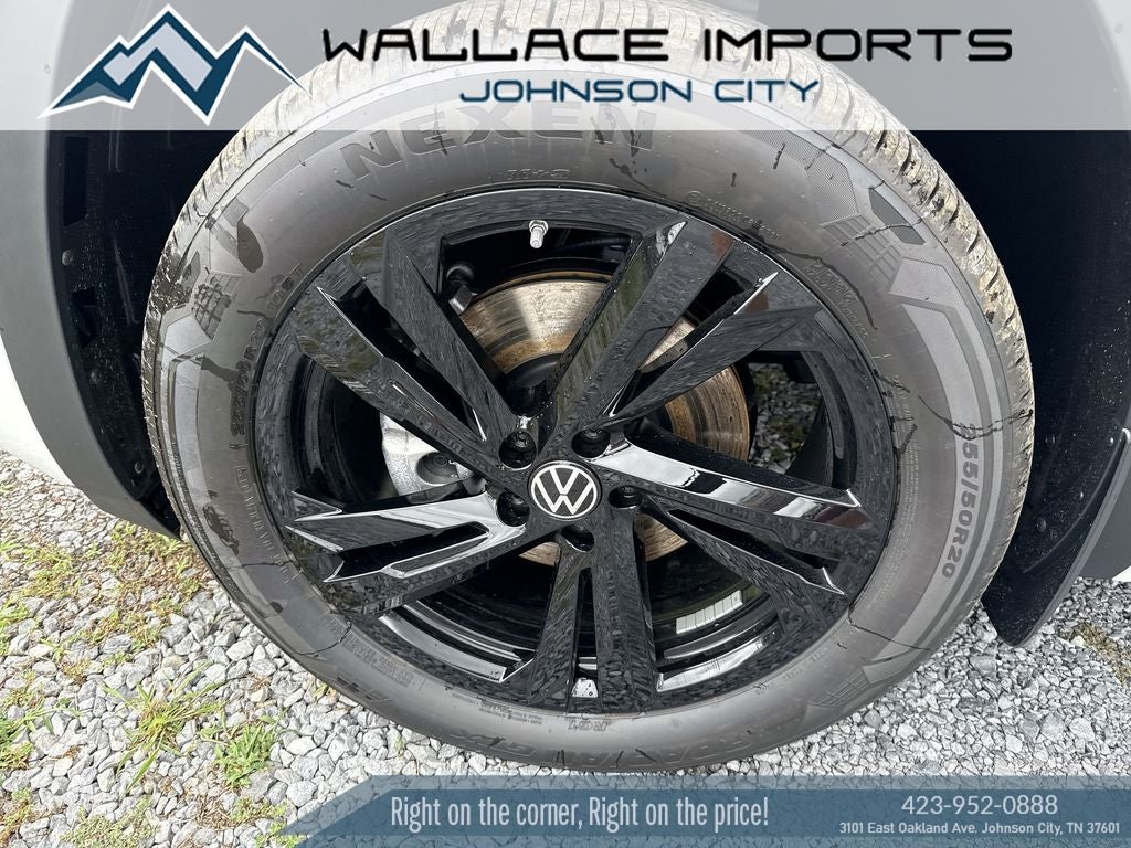 2026 Volkswagen Atlas Cross Sport 2.0T SEL R-Line Black
