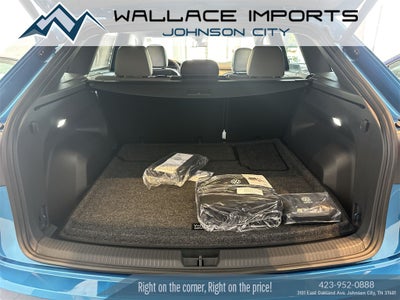 2024 Volkswagen Atlas Cross Sport 2.0T SEL R-Line