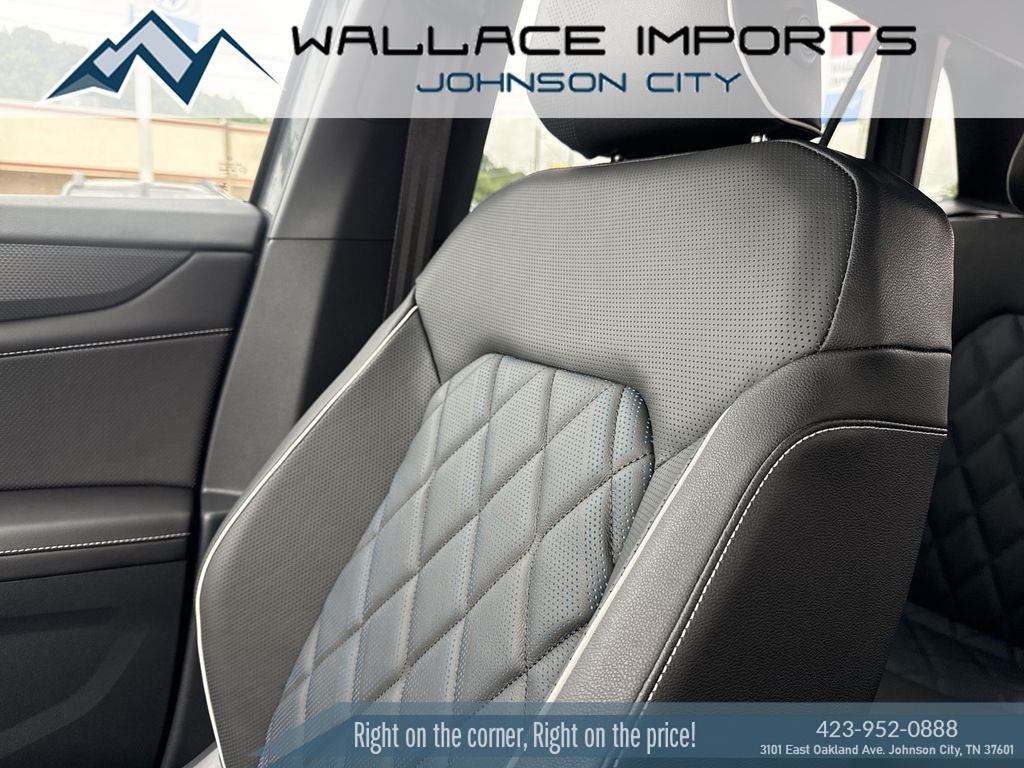 2026 Volkswagen Atlas Cross Sport 2.0T SEL Premium R-Line