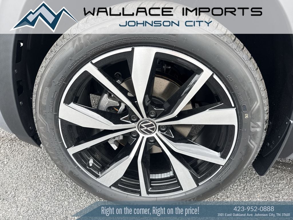 2026 Volkswagen Atlas Cross Sport 2.0T SEL Premium R-Line