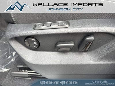 2026 Volkswagen Atlas Cross Sport 2.0T SEL Premium R-Line