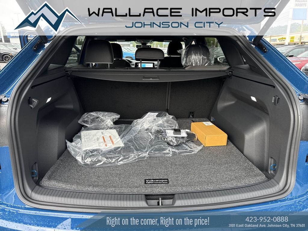 2026 Volkswagen Atlas Cross Sport 2.0T SEL Premium R-Line