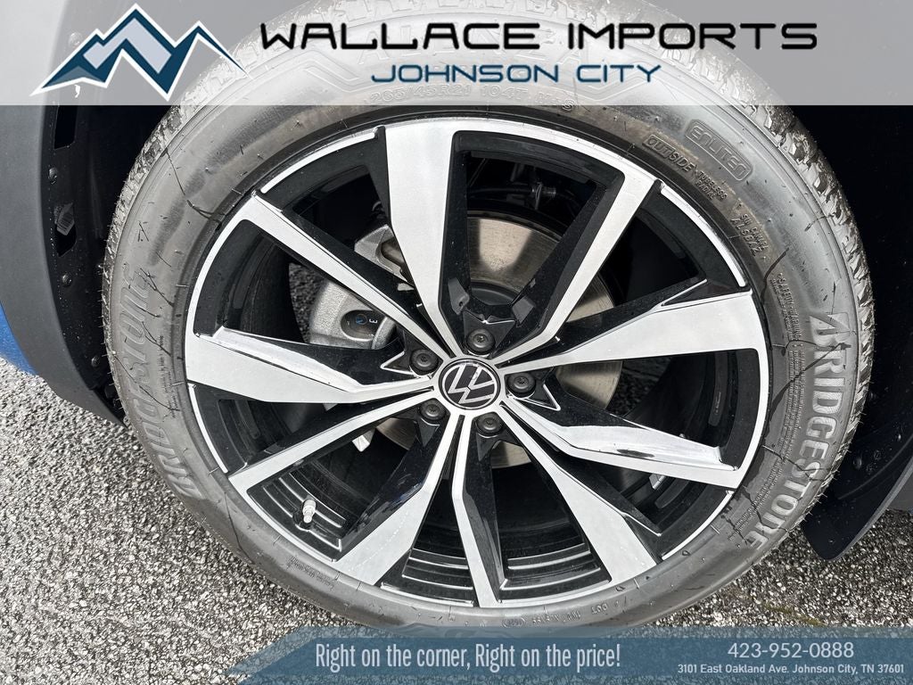 2026 Volkswagen Atlas Cross Sport 2.0T SEL Premium R-Line