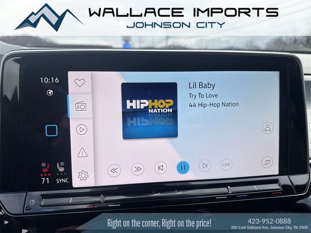 2026 Volkswagen Atlas Cross Sport 2.0T SE w/Technology