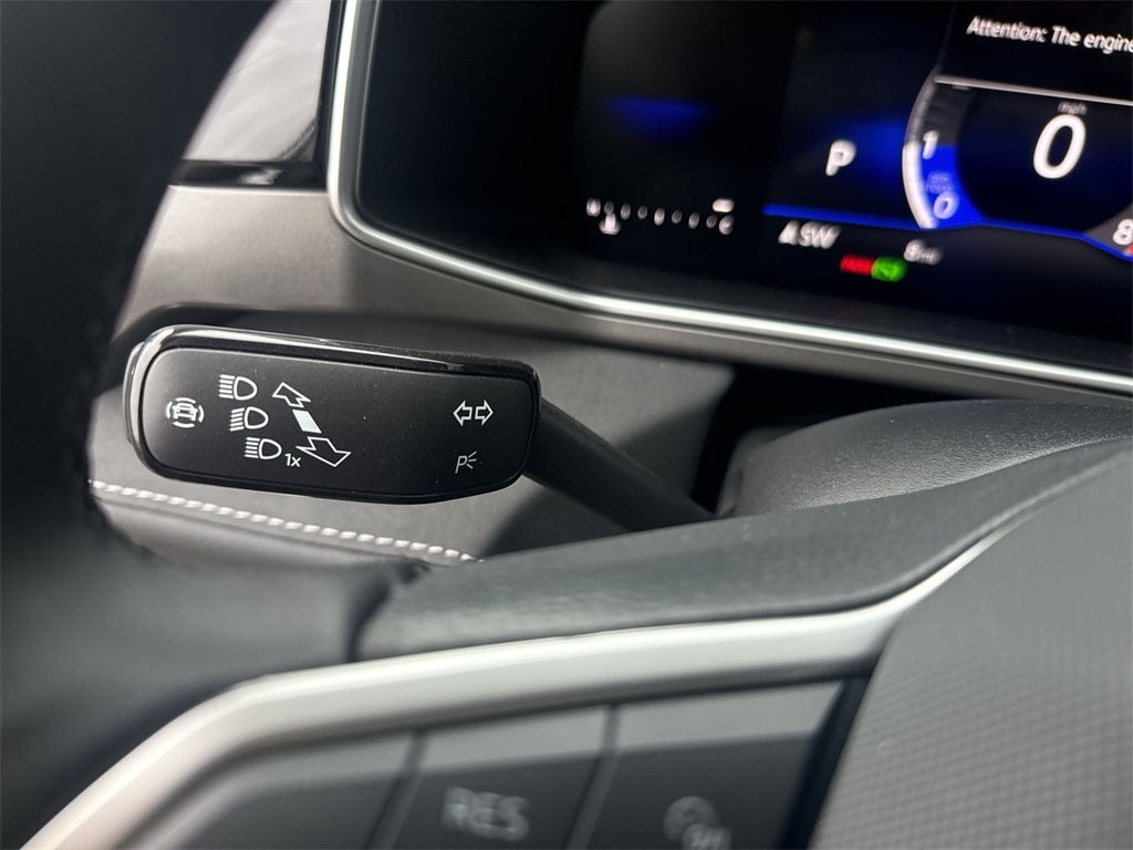 2026 Volkswagen Taos 1.5T SE Black