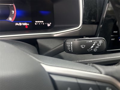 2026 Volkswagen Taos 1.5T SE Black