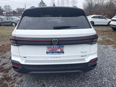 2026 Volkswagen Taos 1.5T SE Black