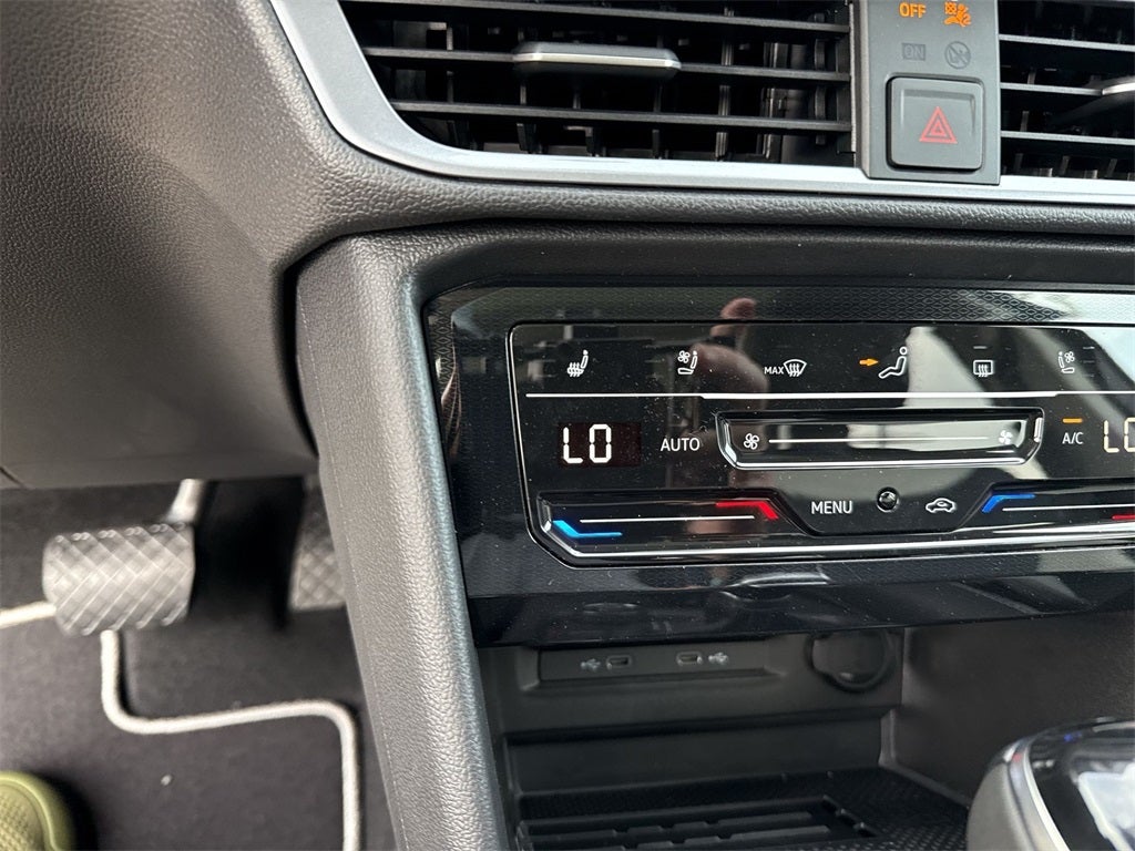 2025 Volkswagen Taos 1.5T SEL