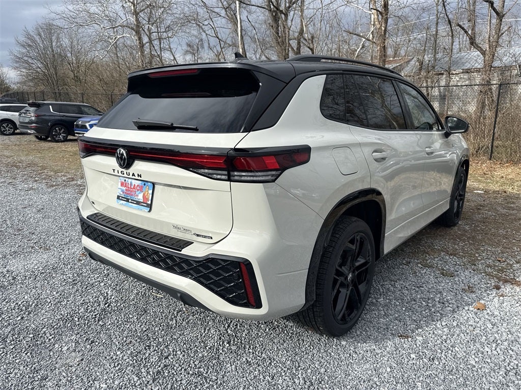 2026 Volkswagen Tiguan 2.0T SE R-Line Black