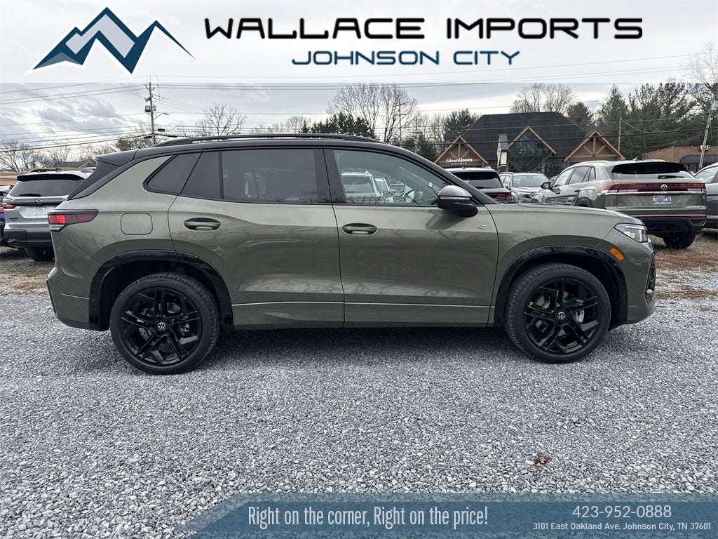 2026 Volkswagen Tiguan 2.0T SE R-Line Black