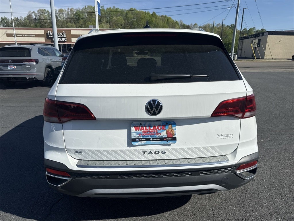 2024 Volkswagen Taos 1.5T SE