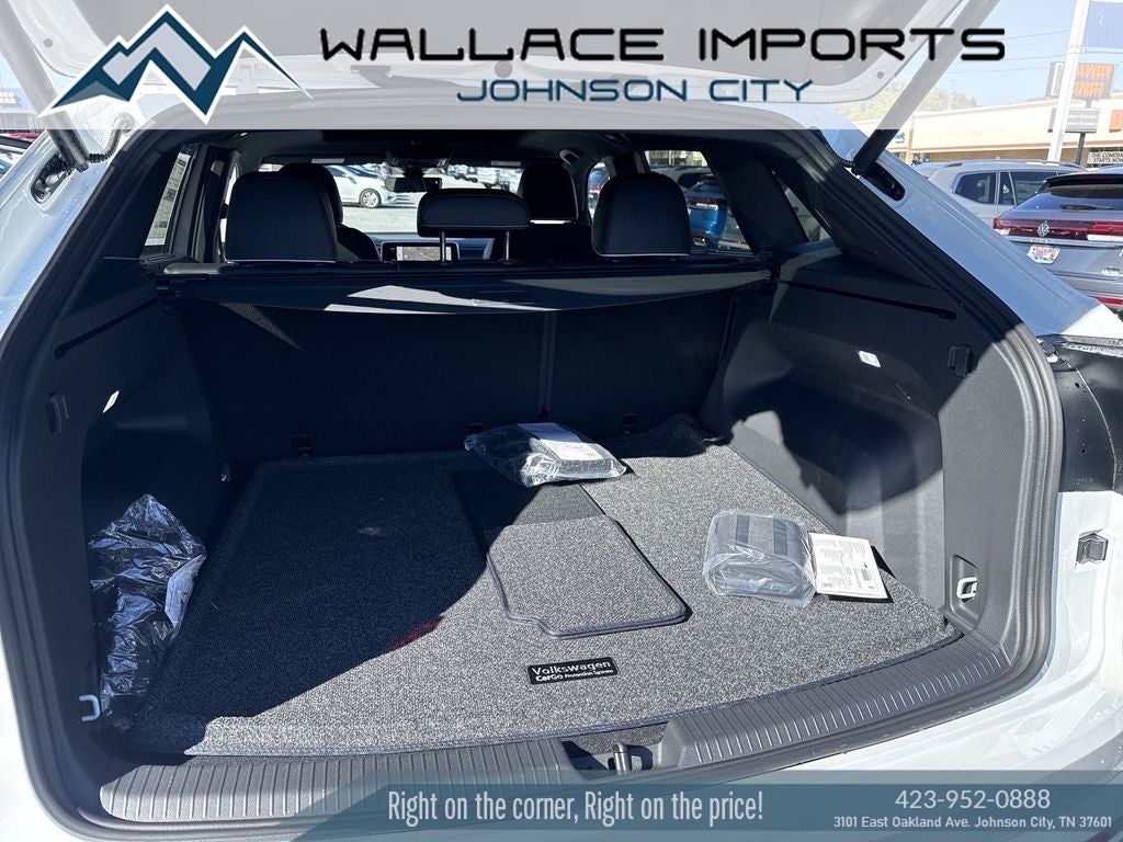 2026 Volkswagen Atlas Cross Sport 2.0T SEL Premium R-Line