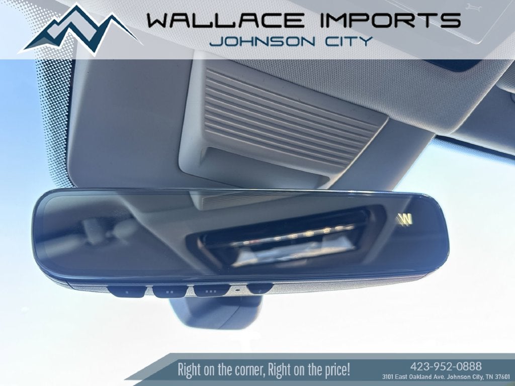 2027 Volkswagen Atlas 2.0T SE w/ Technology