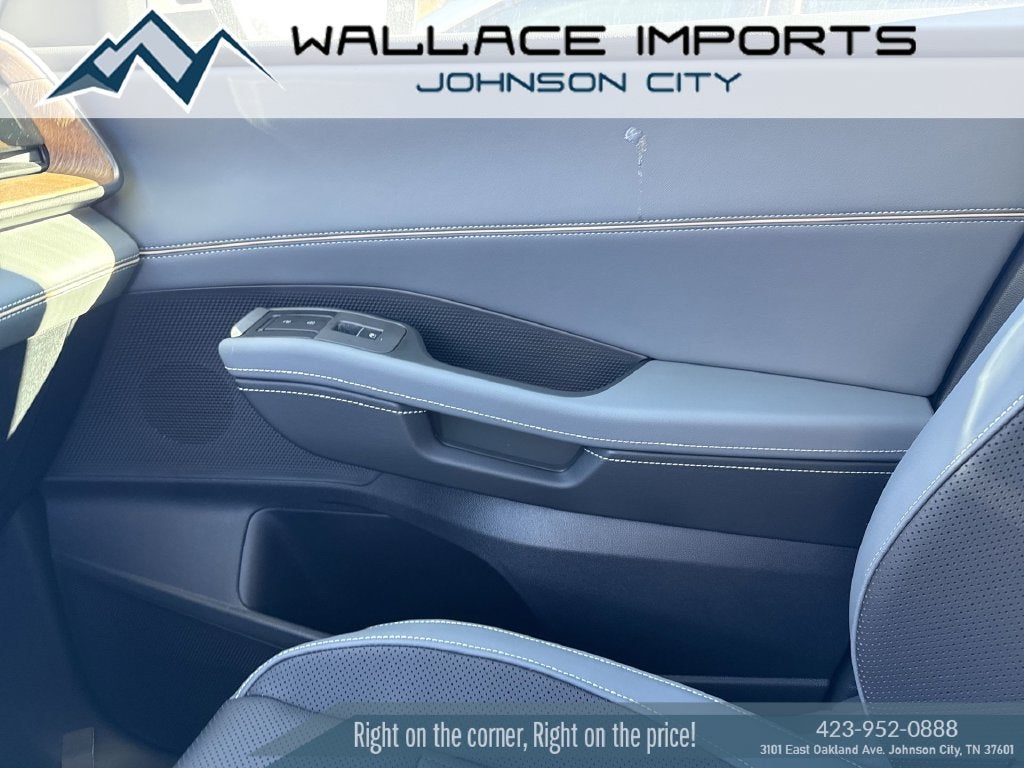 2027 Volkswagen Atlas 2.0T SE w/ Technology