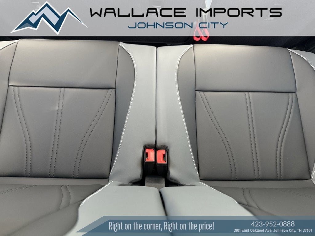 2027 Volkswagen Atlas 2.0T SE w/ Technology