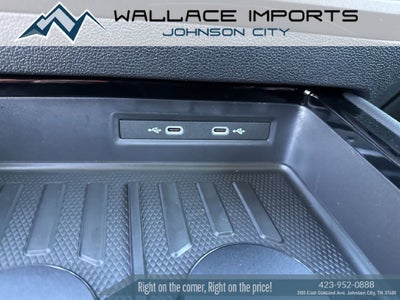 2027 Volkswagen Atlas 2.0T SE w/ Technology