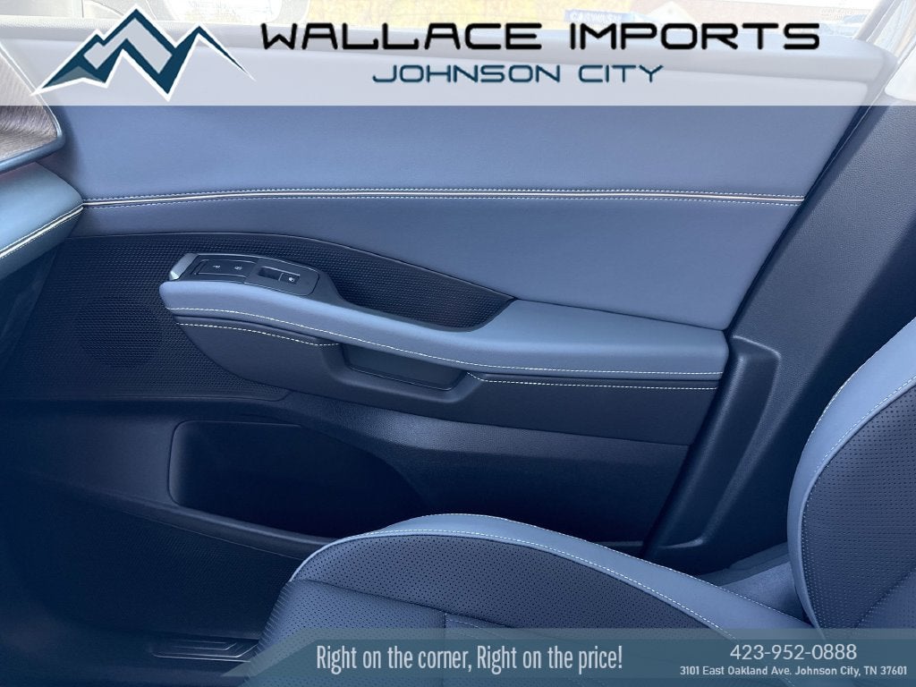 2027 Volkswagen Atlas 2.0T SE w/ Technology