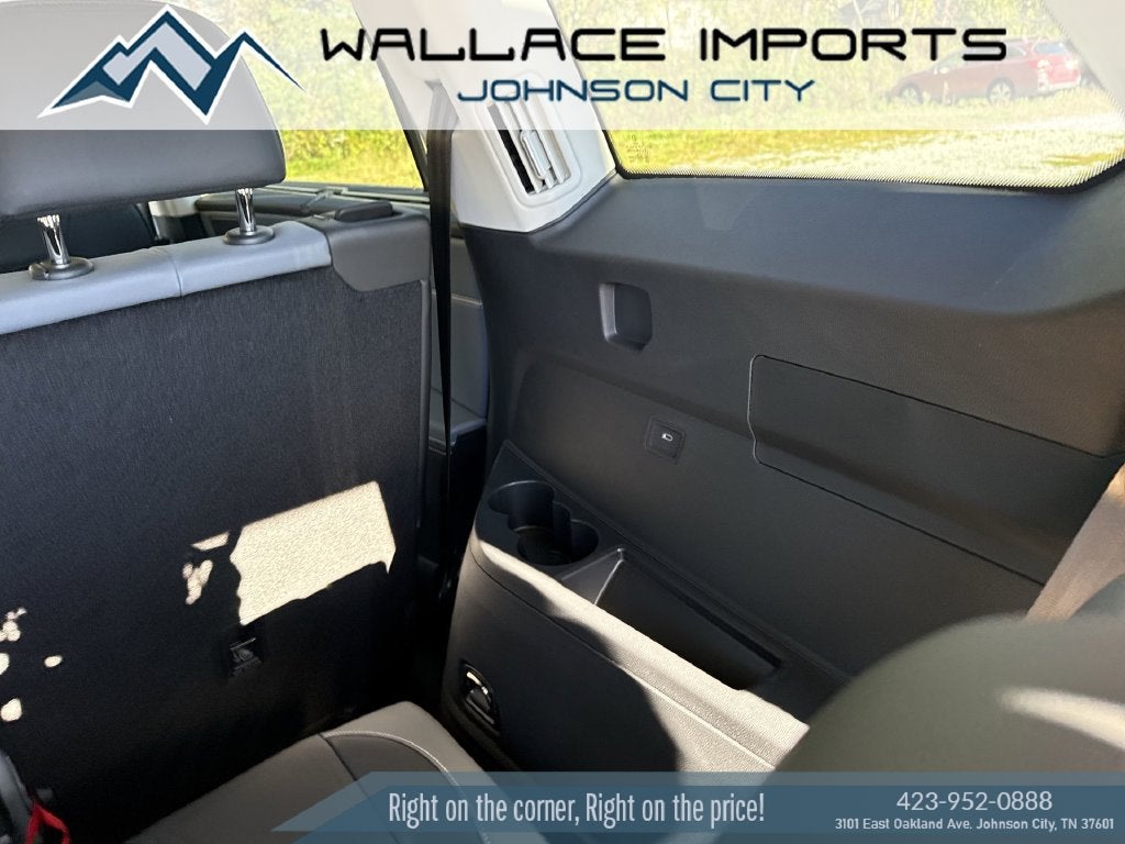 2027 Volkswagen Atlas 2.0T SE w/ Technology