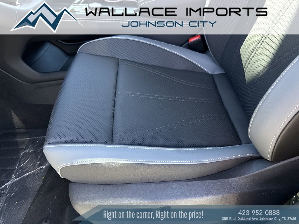 2027 Volkswagen Atlas 2.0T SE w/ Technology