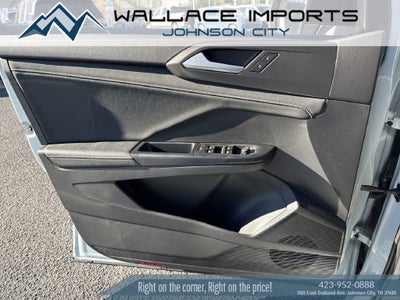 2027 Volkswagen Taos 1.5T SE