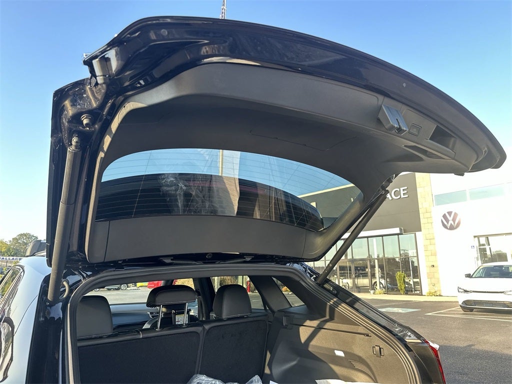 2024 Volkswagen Atlas Cross Sport 2.0T SEL R-Line