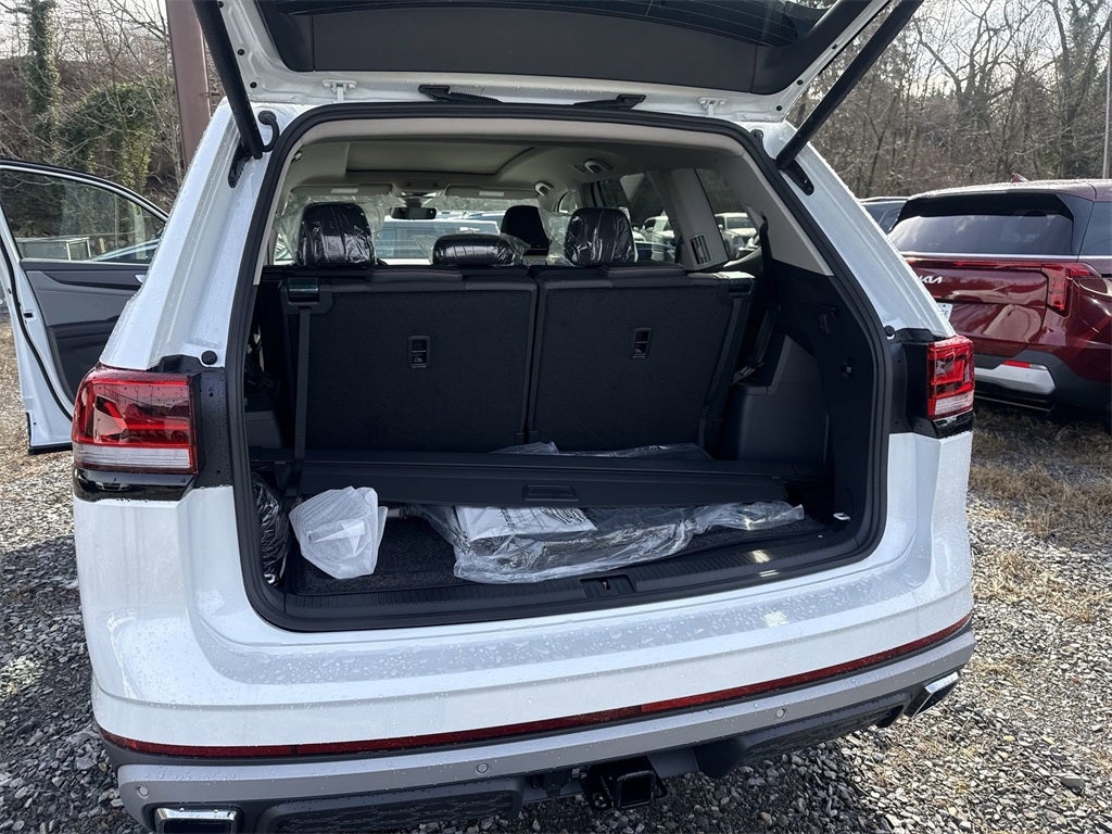 2026 Volkswagen Atlas 2.0T Peak Edition