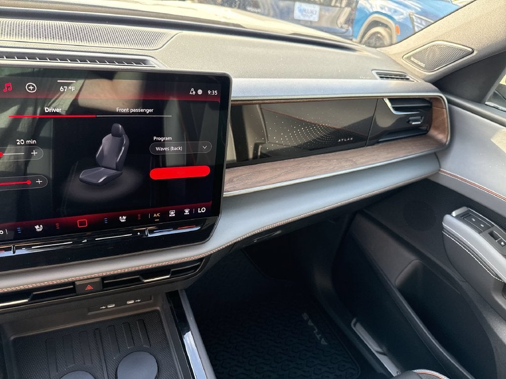 2027 Volkswagen Atlas SEL Premium R-Line