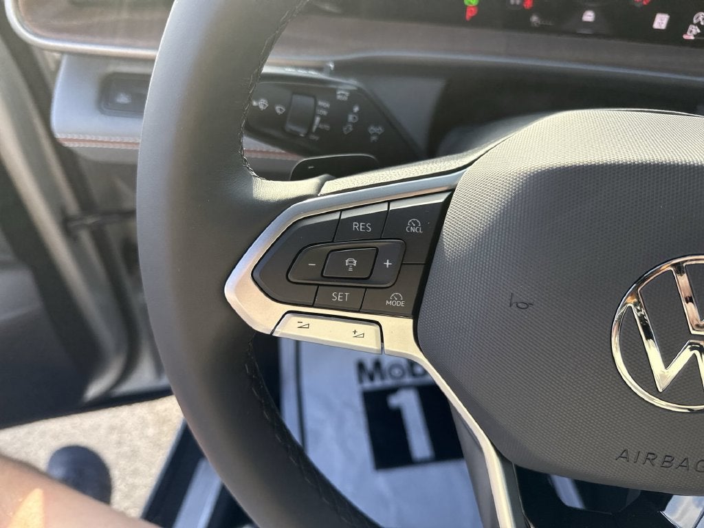 2027 Volkswagen Atlas SEL Premium R-Line