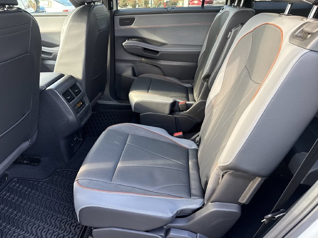 2027 Volkswagen Atlas SEL Premium R-Line
