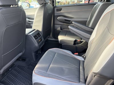 2027 Volkswagen Atlas SEL Premium R-Line