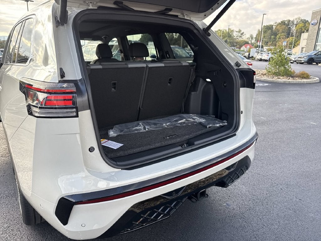 2027 Volkswagen Atlas SEL Premium R-Line