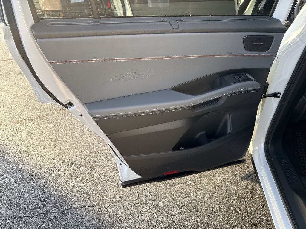 2027 Volkswagen Atlas SEL Premium R-Line